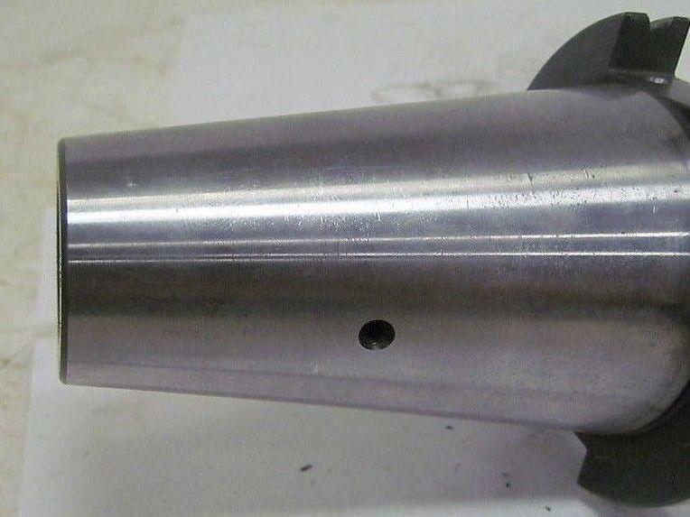 Universal Engineering 464996 Cat 50 1 1/2" End Mill Holder 5 7/8" Projection