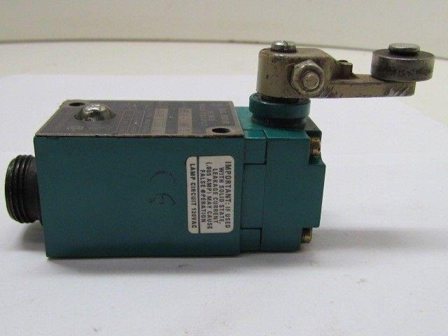 802M-AJNF Ser E Limit Switch W/802M-XJ9NF Ser B Body W/ Rocker Arm Allen Bradley