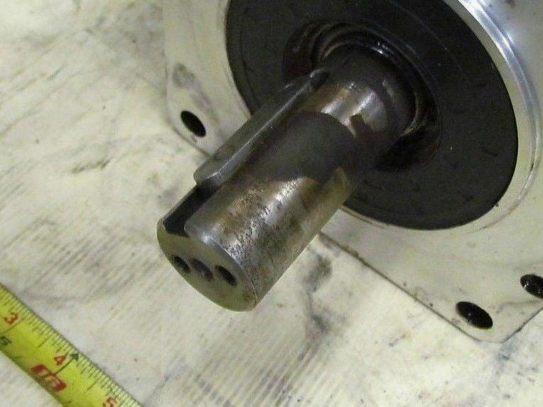 GE Fanuc AC Servo Motor Model 10S/2500 Type A06B-0317-B005#7008