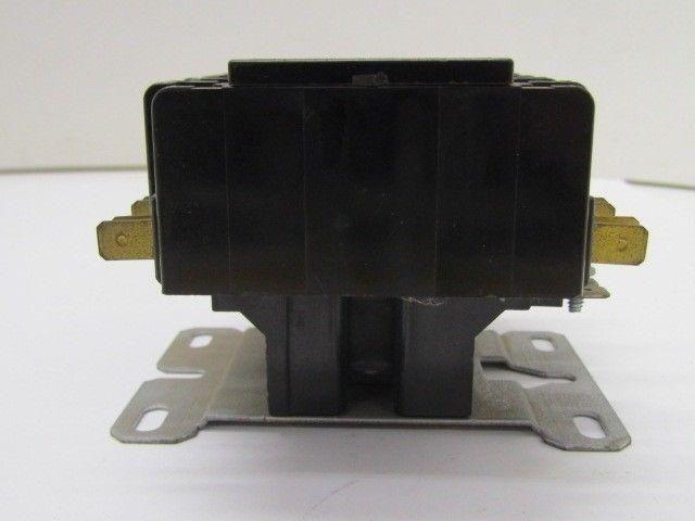 Siemens CDM30C4 Model 93 24vac Coil Contactor 4-Pole Furnace