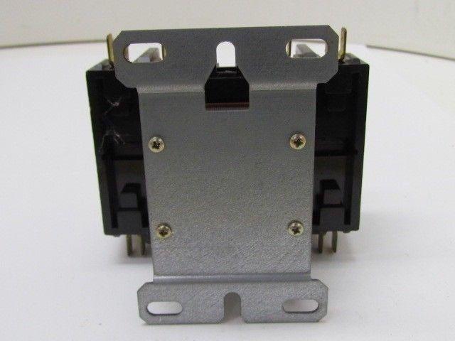 Siemens CDM30C4 Model 93 24vac Coil Contactor 4-Pole Furnace