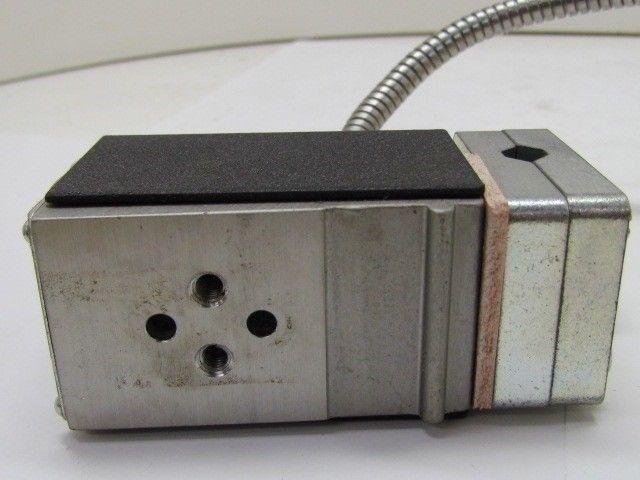 Nordson 807994A Single Outlet Applicator Head Mod H201ZC-NC 230V 100W 350 Degree