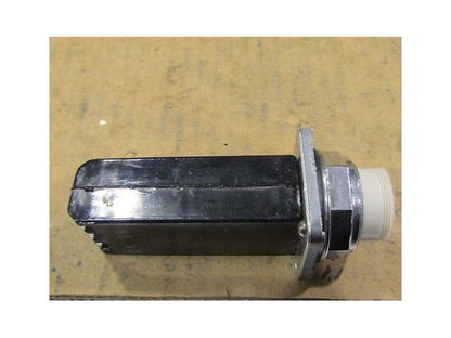 Rees 40700-085 40700085 Dual Voltage non press to test Pilot Light NIB