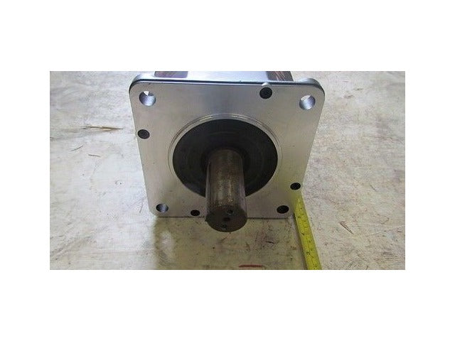 GE Fanuc AC Servo Motor 10S/3000 A06B-0317-B005#7008 145V 3PH 8pole 3000rpm