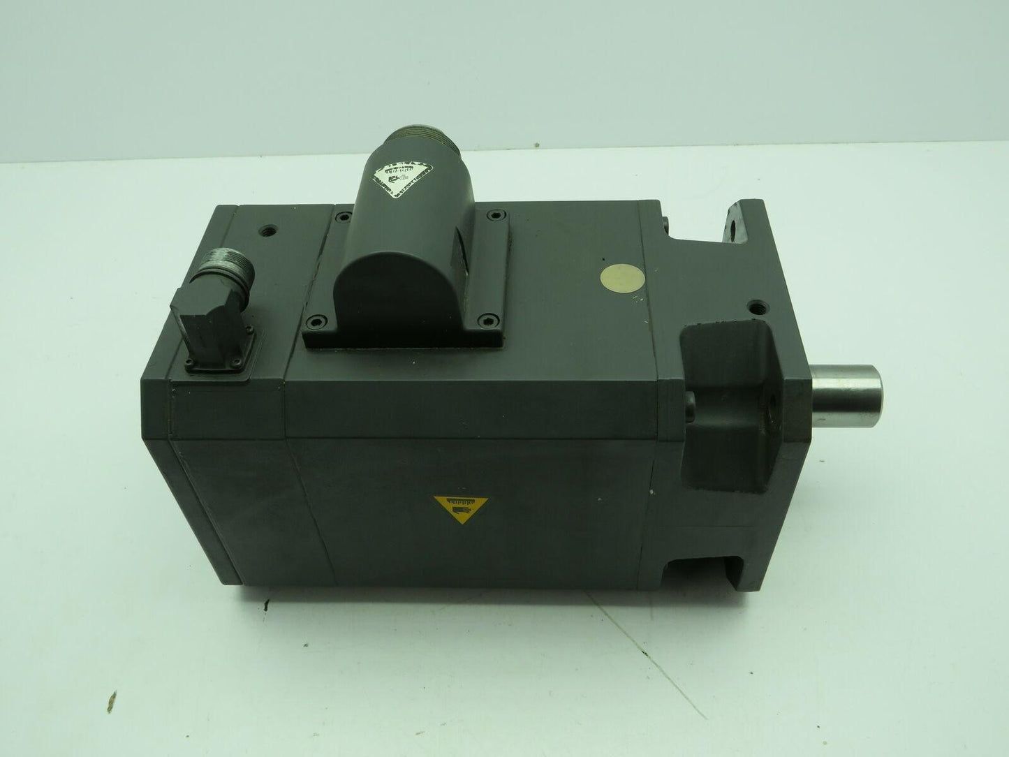 Siemens 1FT6082-8AC71-1EH2 Servo Motor