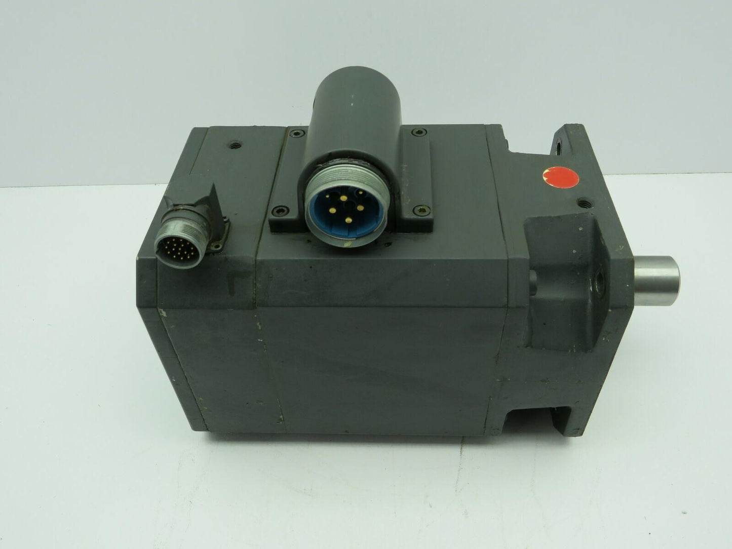Siemens 1FT6082-8AF71-1EG2 Servo Motor