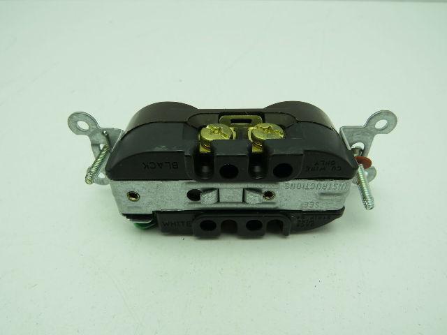 Bryant 20Amp 125Volt Duplex Receptacle LOT OF 6