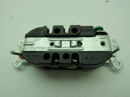 Bryant 20Amp 125Volt Duplex Receptacle LOT OF 6