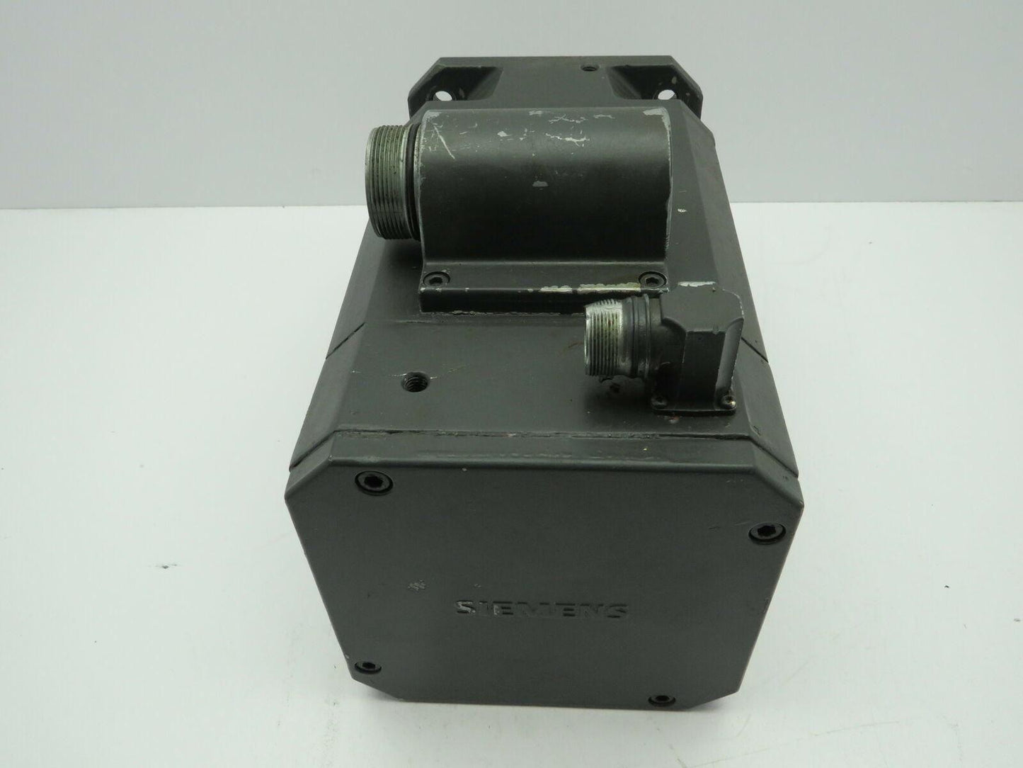 Siemens 1FT6082-8AC71-1EH2 Servo Motor