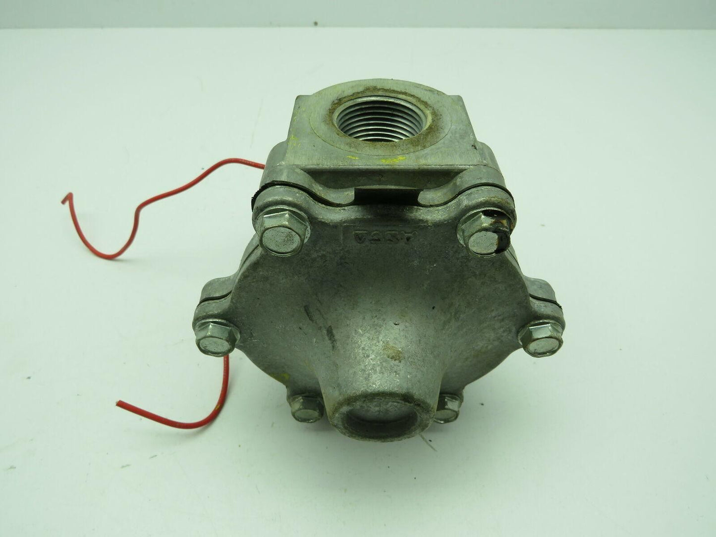Asco Red Hat  8215C053 Solenoid Valve 25 PSI 110-120V 1" NPT