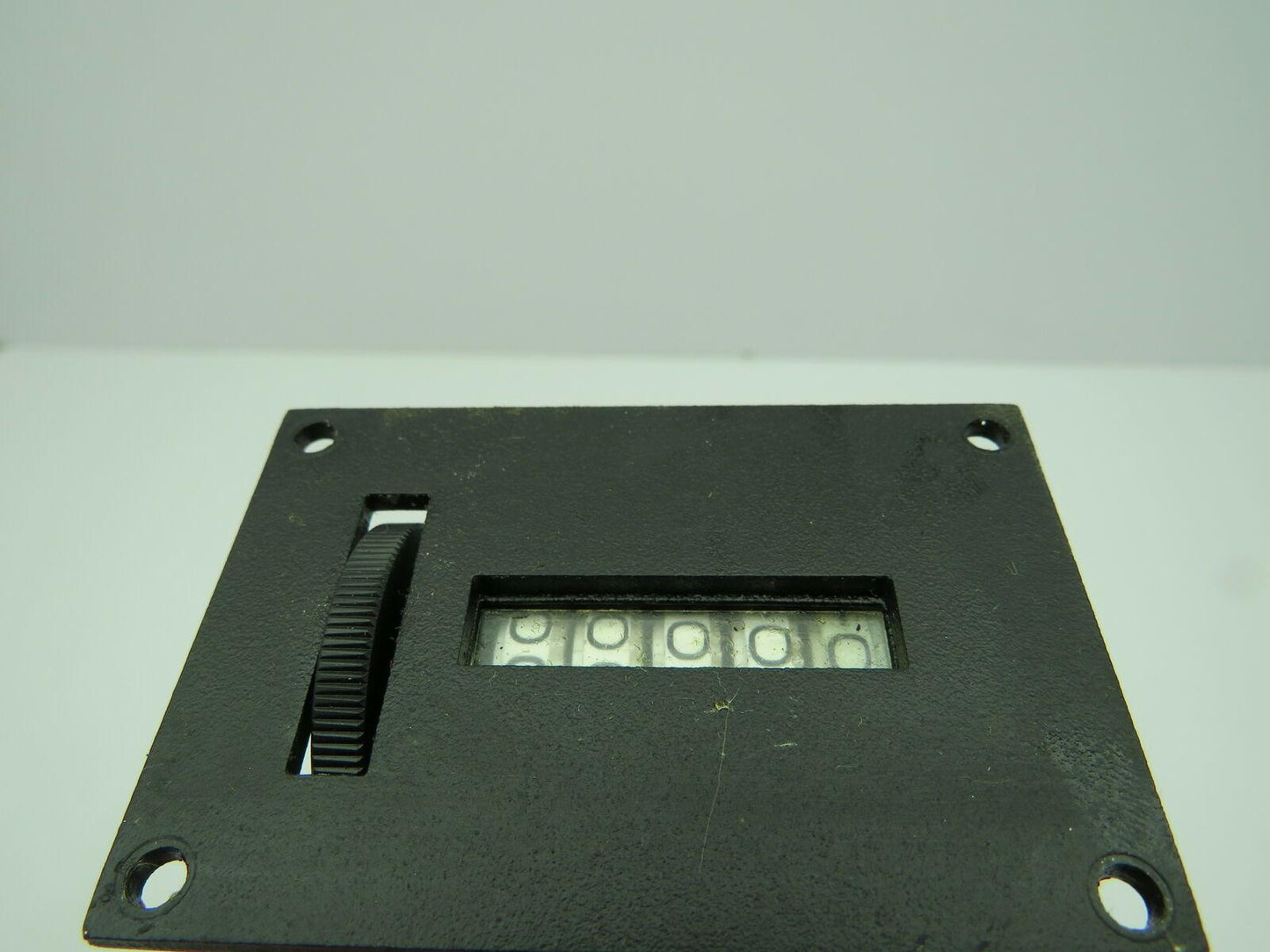 Enmco P3B52A Electromechanical Counter 5 Digit Panel Mount 115VAC