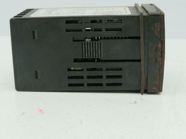 Omega CN743 Temperature Controller 100-240V V4.20