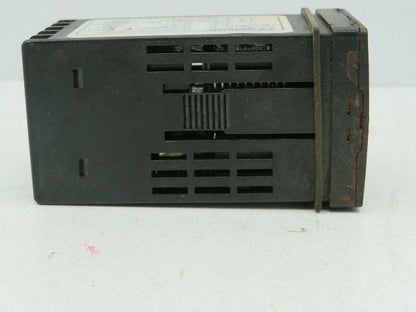 Omega CN743 Temperature Controller 100-240V V4.20