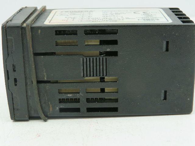 Omega CN743 Temperature Controller 100-240V V4.20