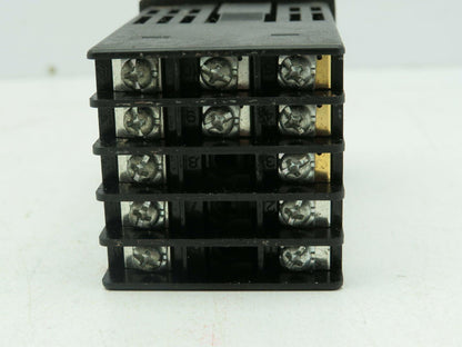 Omega CN743 Temperature Controller 100-240V V4.20