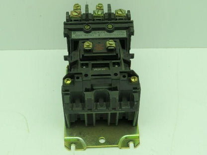 Allen Bradley 500L-B0D93/B Lighting Contactor 3 Pole 30A 120V Coil Series B