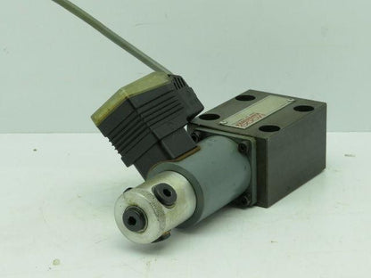 Moog HPN 681543 DBEP04A2007EB Hydraulic Valve 24V