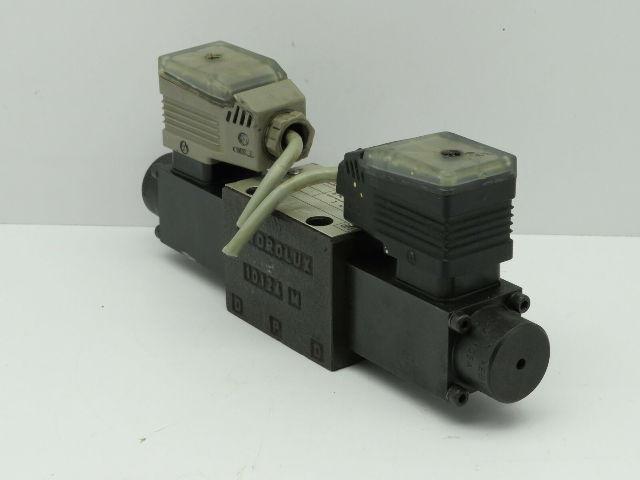 Moog HPN 676775 WE43P06C06PC0BN Directional Control Valve 24V