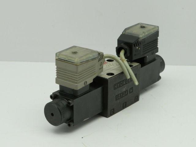 Moog HPN 676775 WE43P06C06PC0BN Directional Control Valve 24V