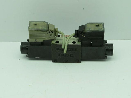 Moog HPN 676775 WE43P06C06PC0BN Directional Control Valve 24V