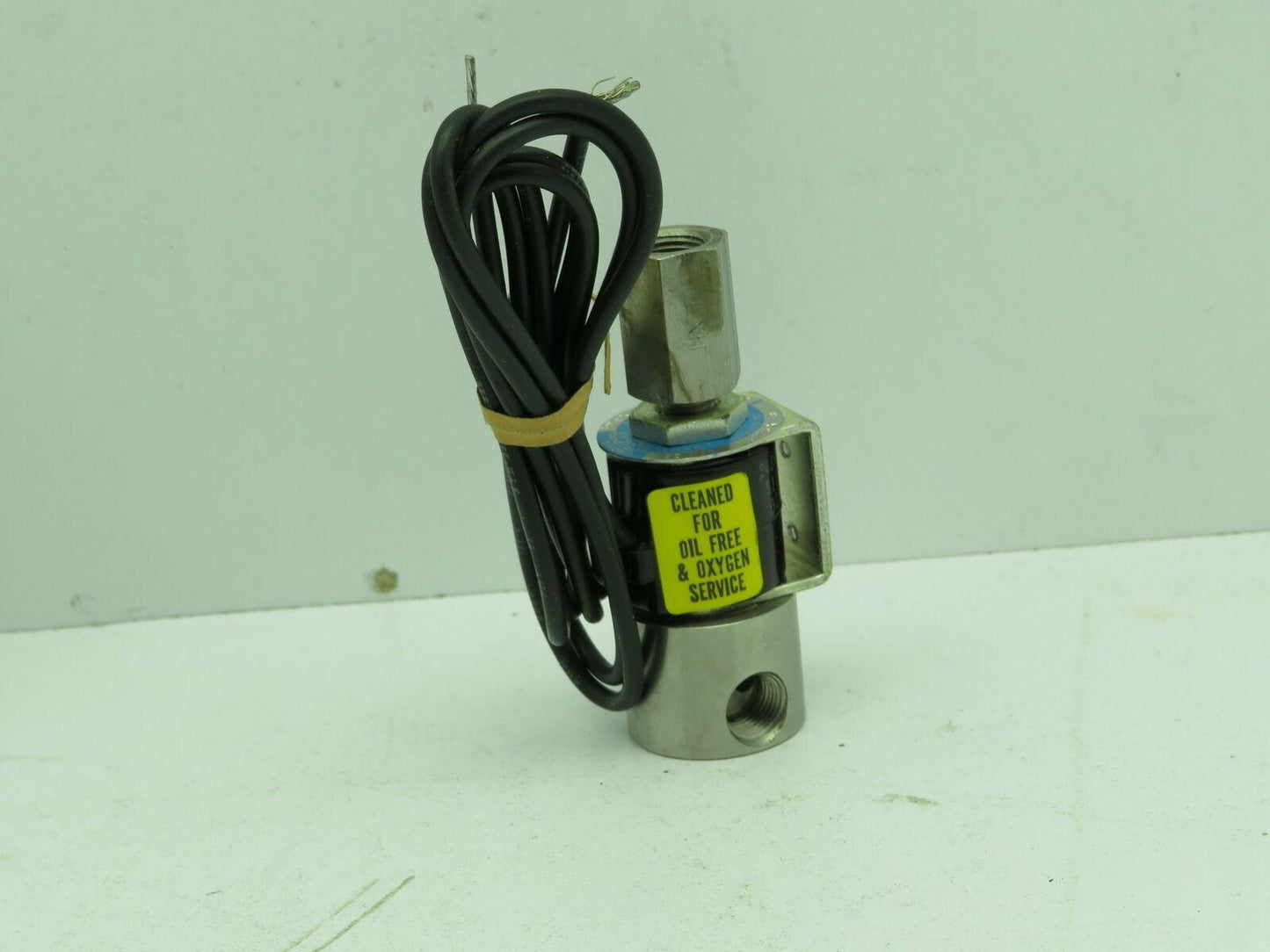 Gould Allied Control 313X-8 Solenoid Valve 24VDC Oxygen
