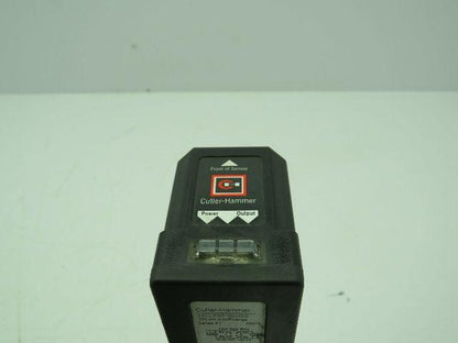 Cutler-Hammer E67-LRDP100-HDD Photoelectric Sensor 100cm Cutoff Range Series A1