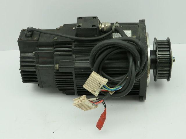 Yaskawa Electric SGMGH-13A2A-YR13 AC Servo Motor 1300W 200V 10.7A