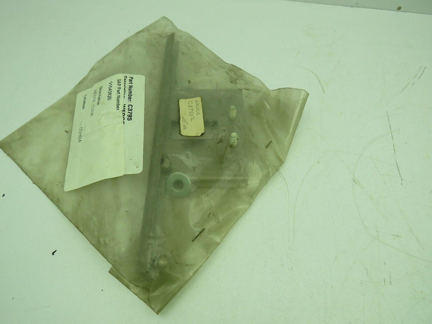 Peco C3795 Wedge Bracket C3795C 9168  Lot of 2
