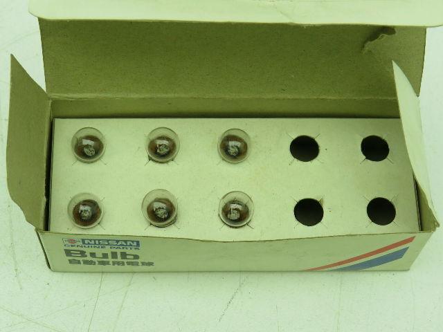 Nissan TCM 26723-89900 Light Bulb Lamp 24V 3W  Box of 6