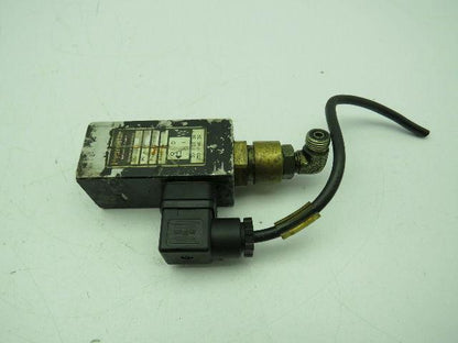 Hydrostar DS-307 Pressure Switch 400 PSI 30VDC 250VAC 3A
