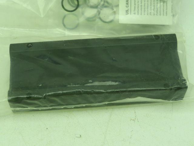 Numatics 206-17514  Manifold Block 4 Station 1/4" NPT
