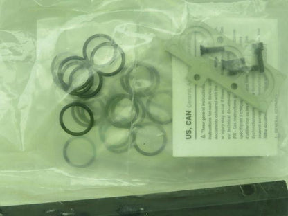 Numatics 206-17514  Manifold Block 4 Station 1/4" NPT