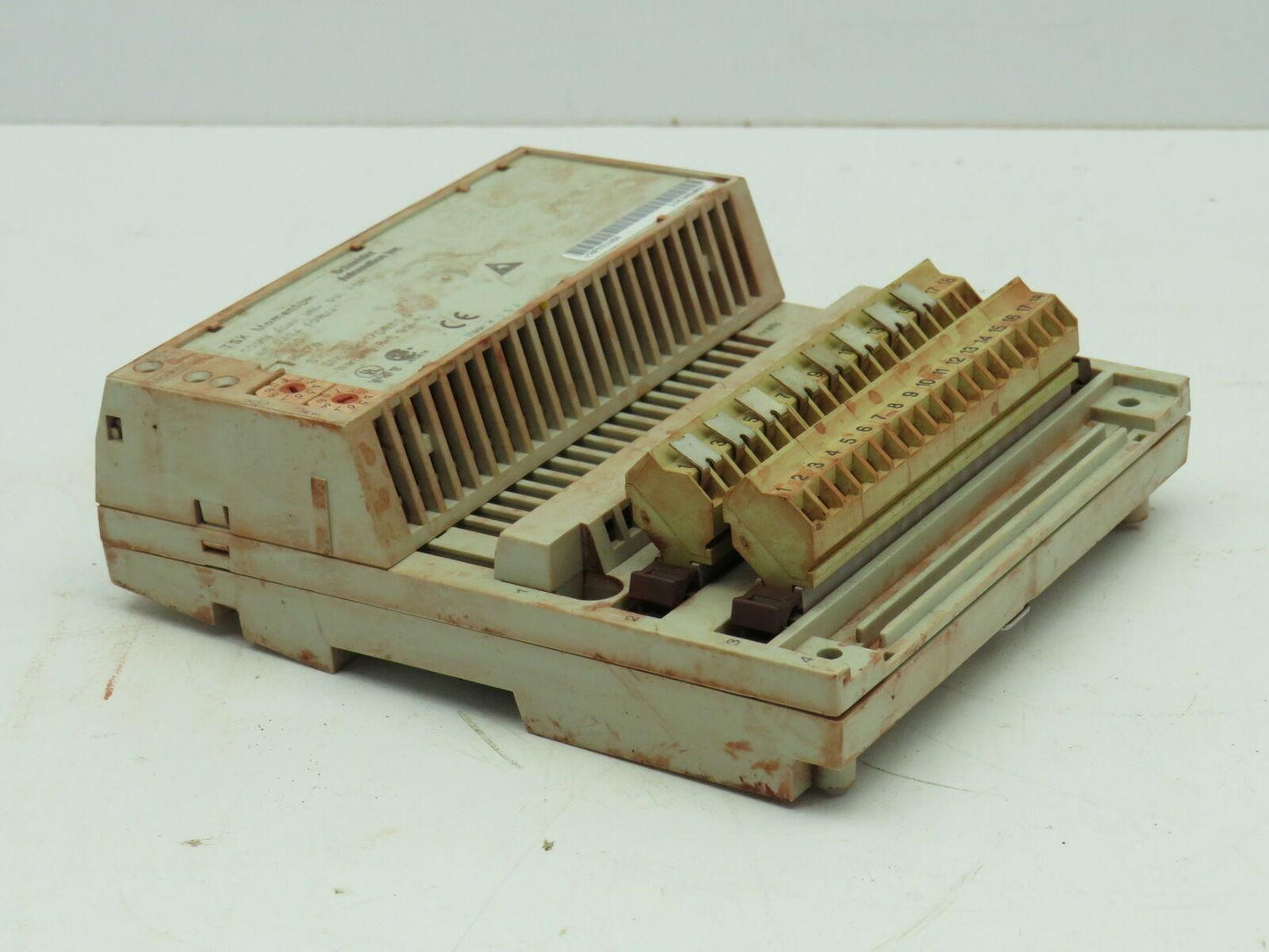 Schneider Electric 170PNT11020 Comm Adapter W/Base 170AAI03000