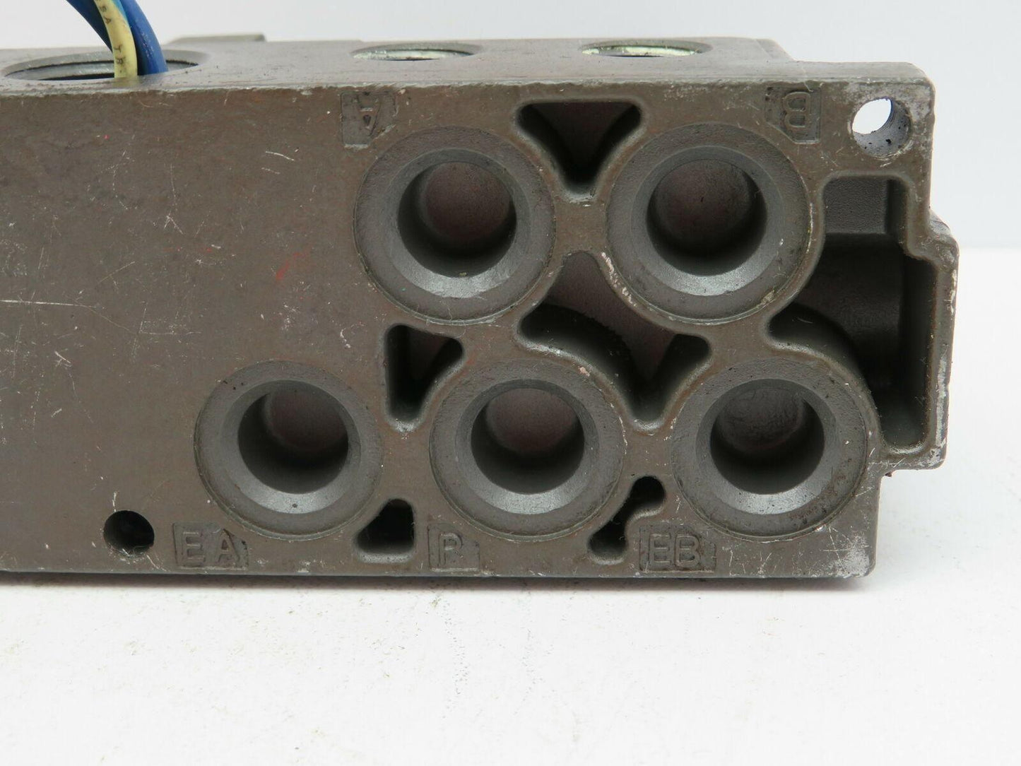 Numatics 081RS100J000000 Pneumatic Pressure Regulator Manifold Block Base