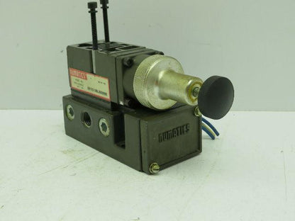 Numatics 081RS100J000000 Pneumatic Pressure Regulator Manifold Block Base