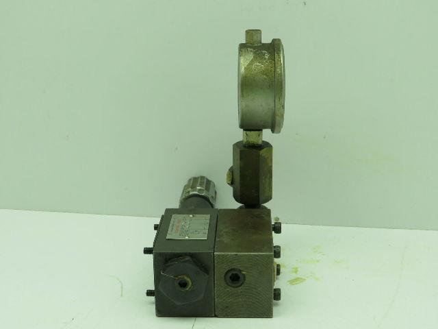 Daikin Kogyo MG-02P-03-30-T-08 Hydraulic Pressure Reducing Valve with Gauge