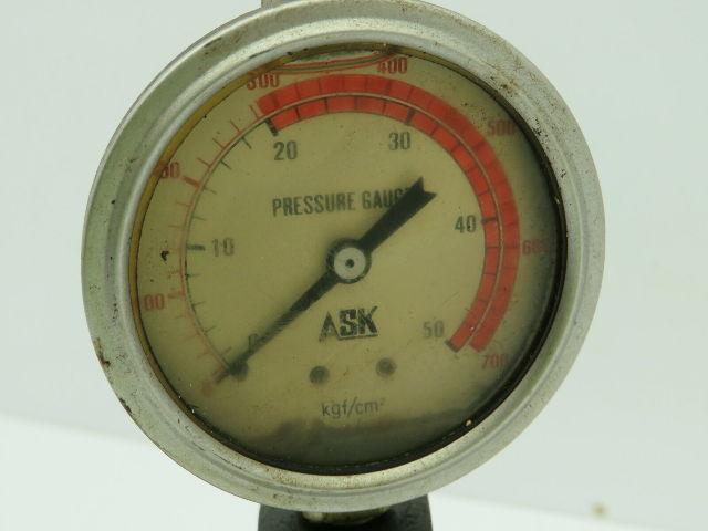 Daikin Kogyo MG-02P-03-30-T-08 Hydraulic Pressure Reducing Valve with Gauge