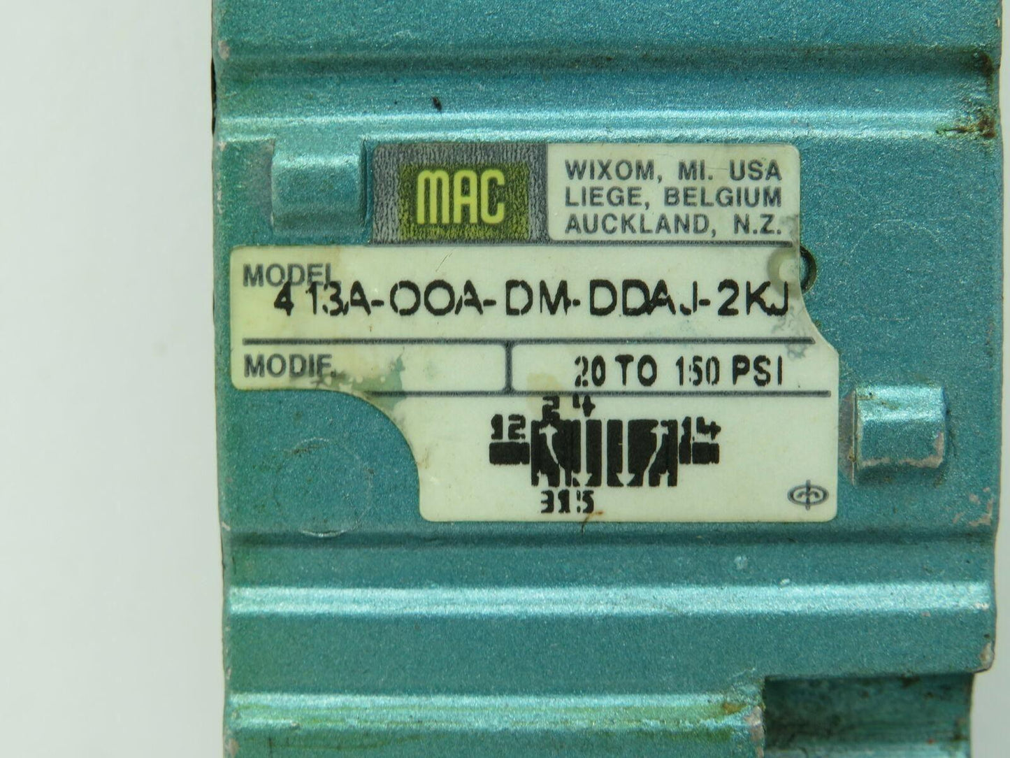 Mac 413A-00A-DM-DDAJ-2KJ Solenoid Valve DMB-DDAJ-2KJ 24VDC 5.4W 150PSI Lot of 2