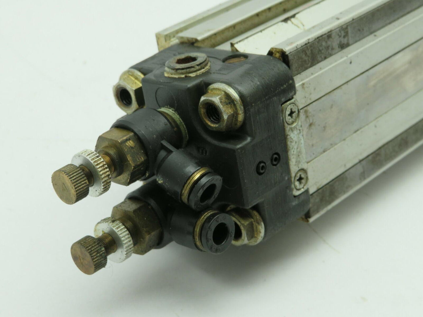 Koganei ORK 32X550 Pneumatic Rodless Linear Slide Cylinder Slit Type 32mm Bore