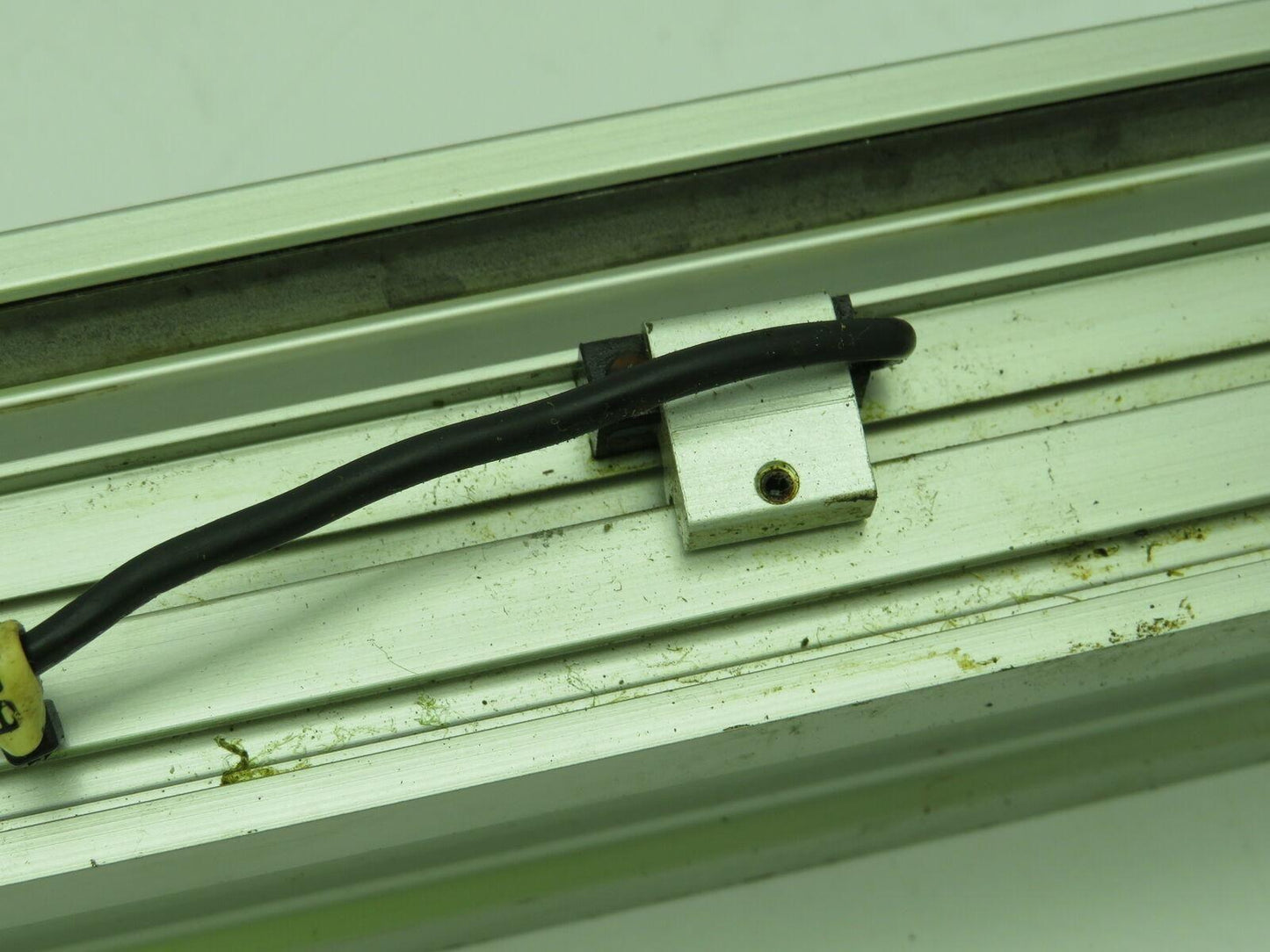 Koganei ORK 32X550 Pneumatic Rodless Linear Slide Cylinder Slit Type 32mm Bore