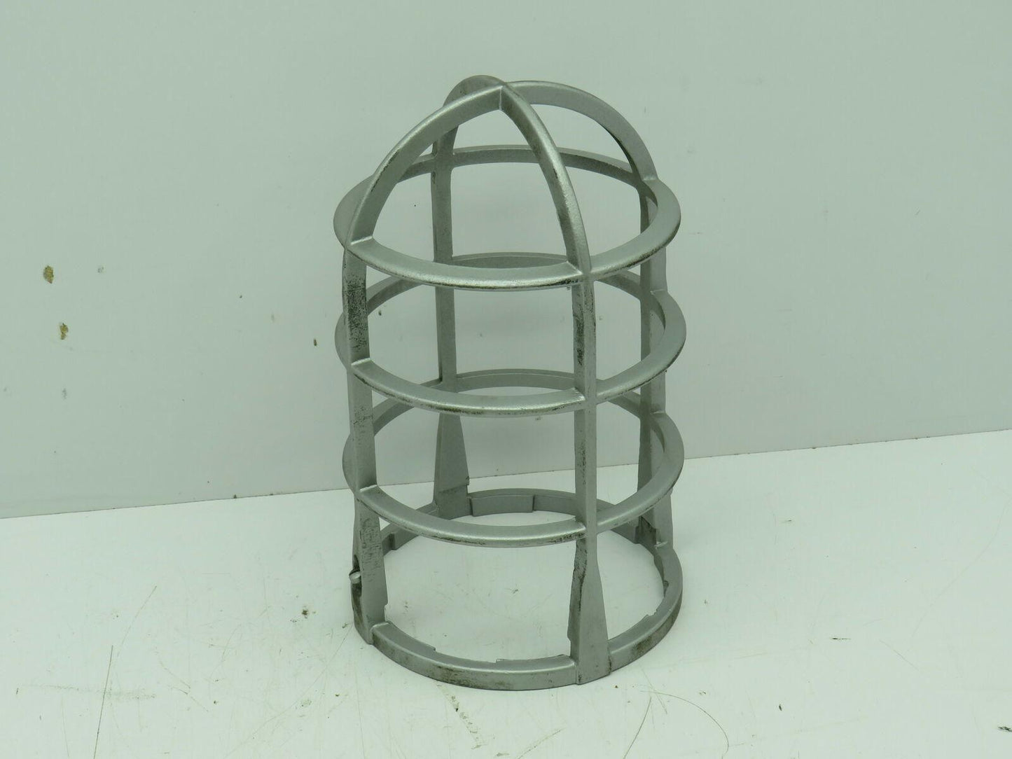 Red Dot VGD-02 Aluminum Glass Globe Light Fixture Safety Guard Cage 200 Watt