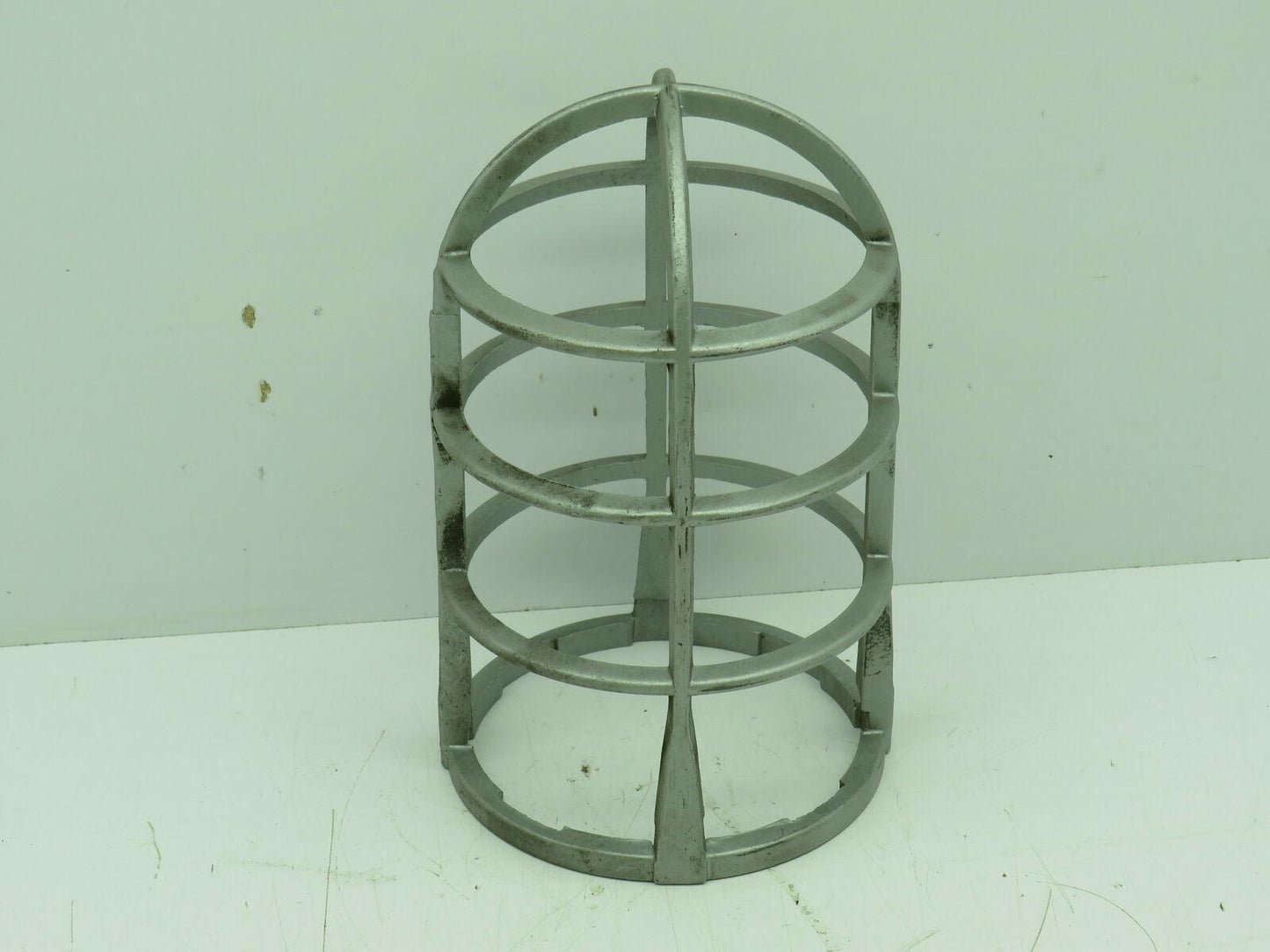 Red Dot VGD-02 Aluminum Glass Globe Light Fixture Safety Guard Cage 200 Watt