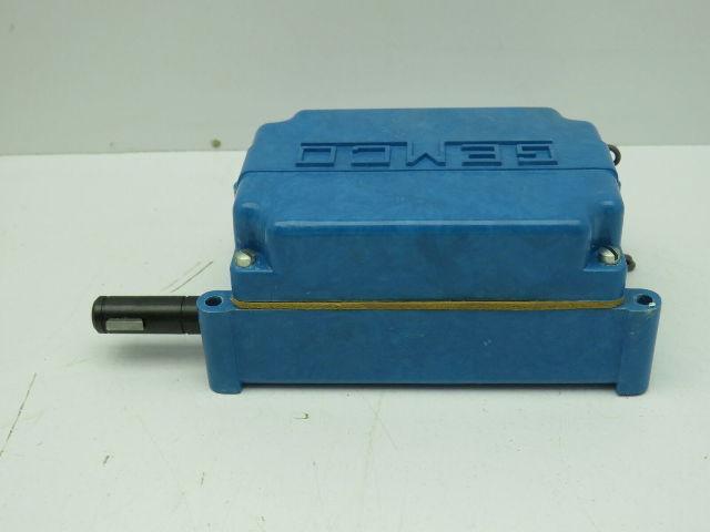 Ametek Gemco 2000-4B Rotary Limit Switch 2-Circuit SPDT 40:1 Ratio NEMA 12