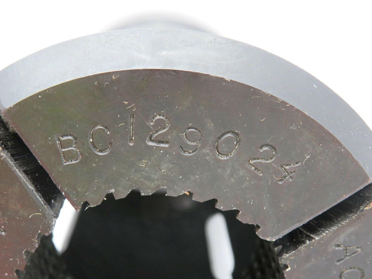 ACME 2.094 Serrated Grip Collet 2-3/32" x 2-5/8" Round 2.094" BCI 29024