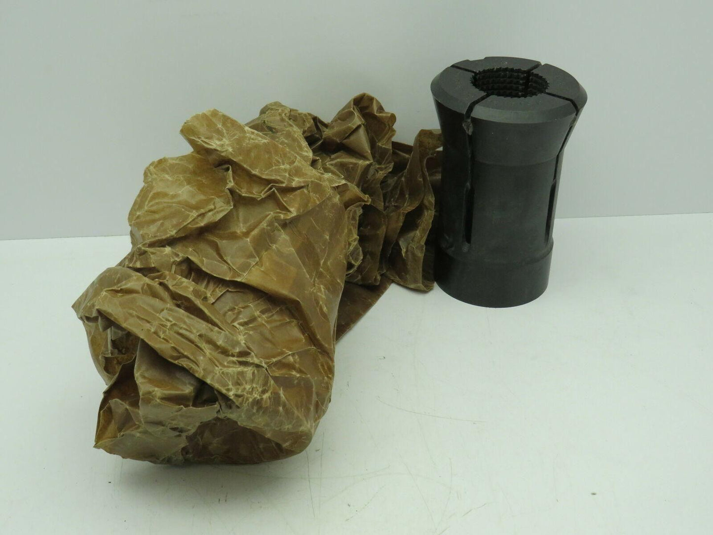 ACME 2.094 Serrated Grip Collet 2-3/32" x 2-5/8" Round 2.094" BCI 29024