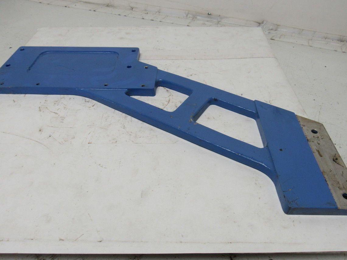 Hankwang FC3015 Arm End Support Bracket From a Working Laser