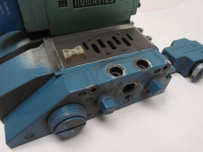 Numatics I13BA415M Pneumatic Solenoid Valve 2 Bank Assembly Base