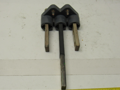 Cutler Hammer 1482D11G04 Circuit Breaker Adapter Rear Adapter Bus Assembly