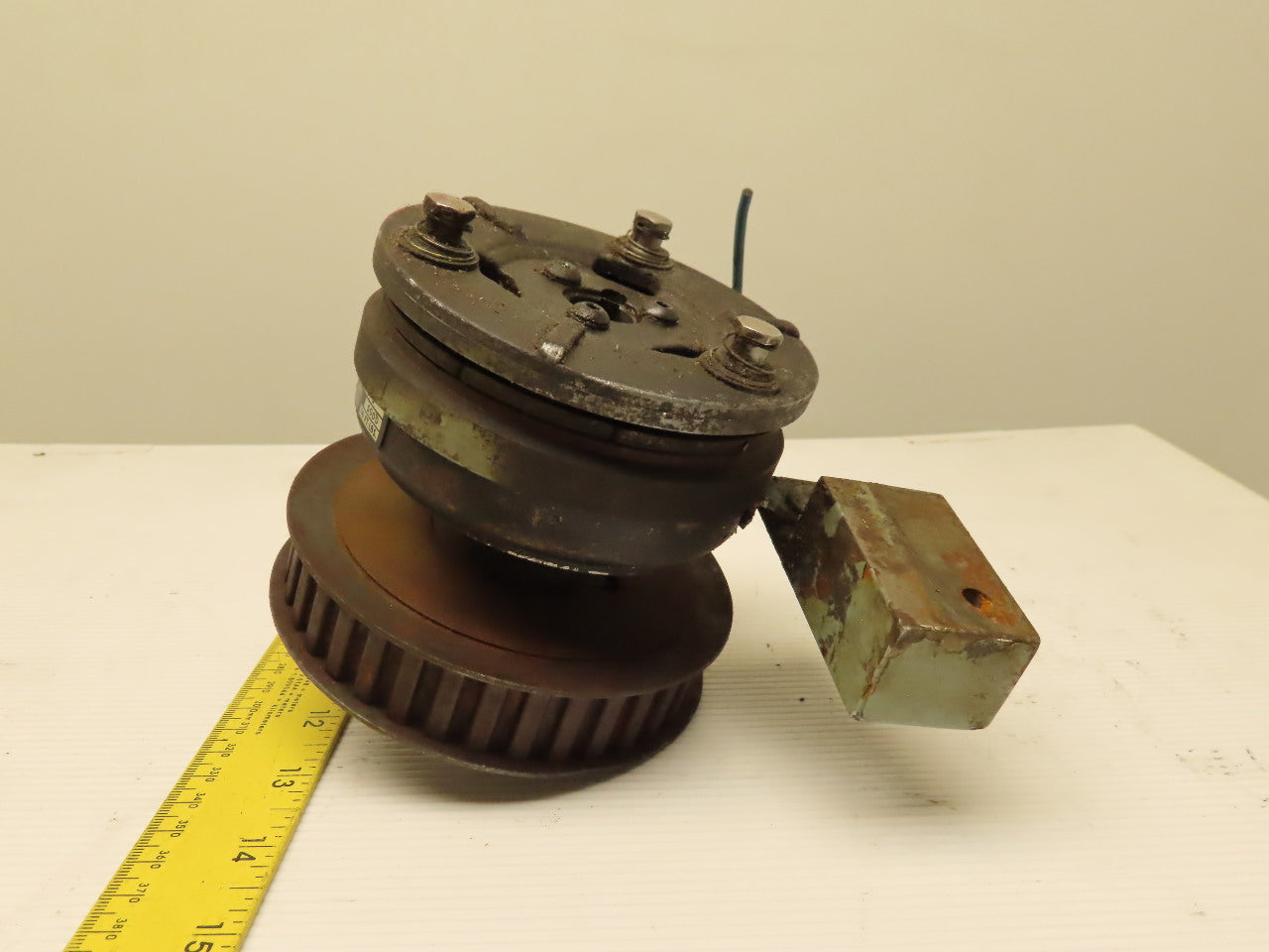 Warner EC-375 Electro-Clutch 90VDC 5000 RPM 16ft/Lb. Torque 5/8" Bore