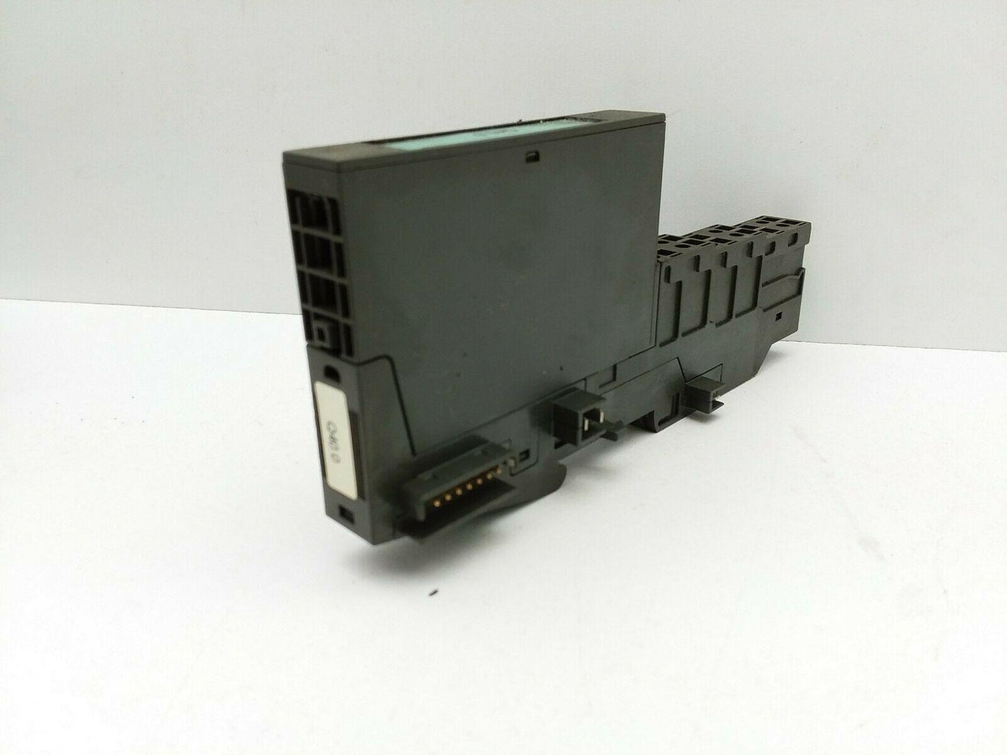 Siemens 6ES7 132-4BB30-0AB0 Simatic S7 Digital Output Module 24VDC 2A Lot of 6